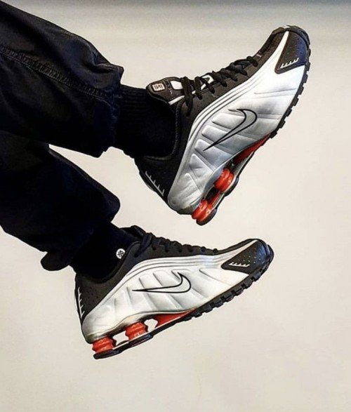 Nike Shox R4 Black Metallic Silver (Master Quality)