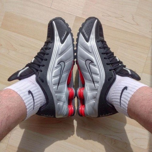 Nike Shox R4 Black Metallic Silver (Master Quality)
