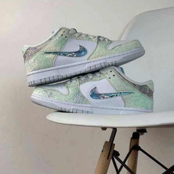 Nike SB Dunk Low Year Of The Dragon Steam Puppet (Master Quality)