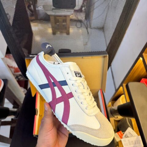 ONITSUKA TIGER YELLOW
