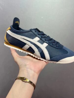 ONITSUKA TIGER
