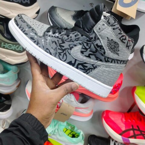 61e69458-7c55-4f27-b478-a8320a36e61f