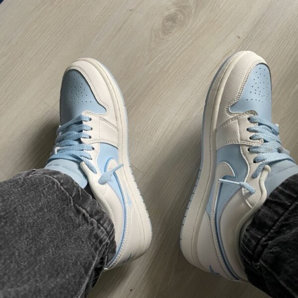 JORDAN LOW REVERSE ICE BLUE