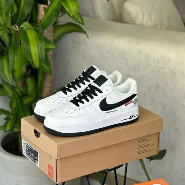 Nike airforce supreme