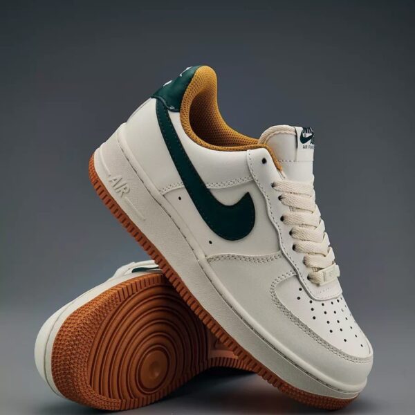 NIKE AIRFORCE HAMAWA