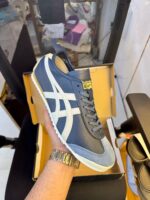 ONITSUKA TIGER