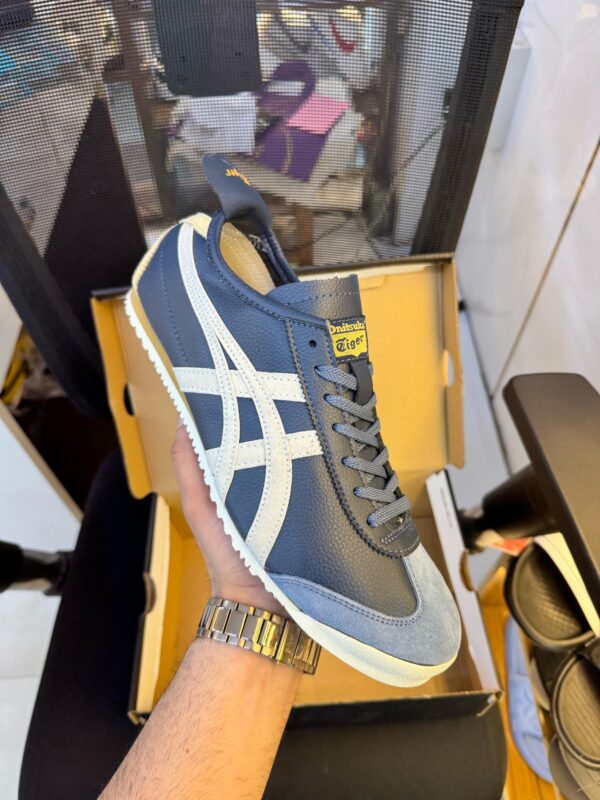 ONITSUKA TIGER