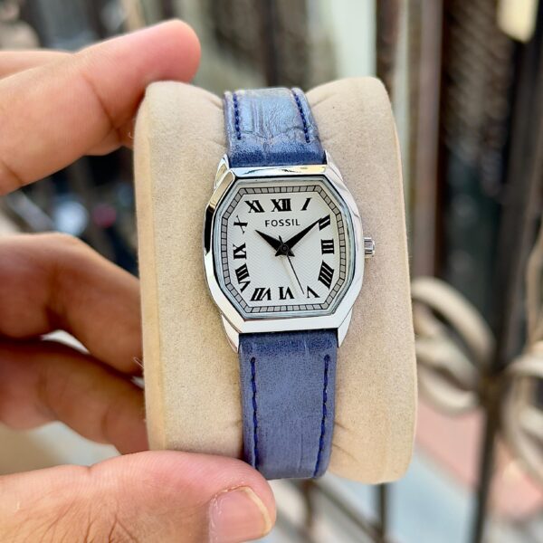 Fossil harlow strap
