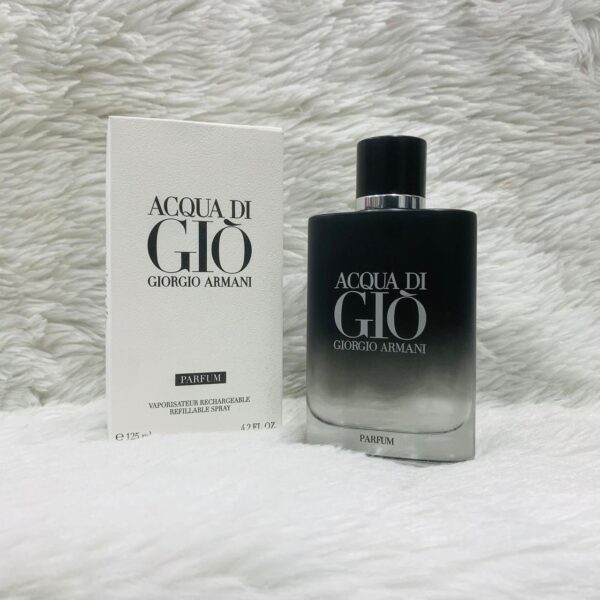 GIORGIO ARMANI