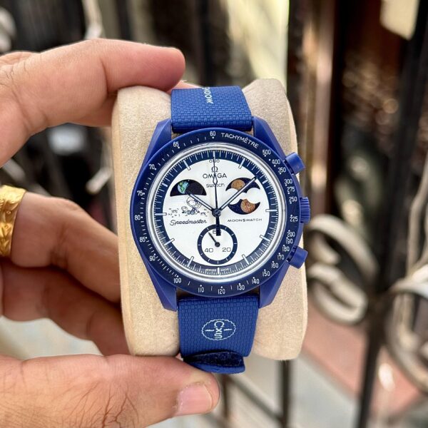 Omega moonswatch