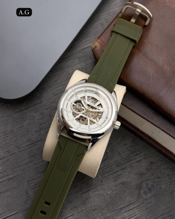 Tommy silicone strap