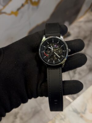 Tommy Hilfiger leather strap