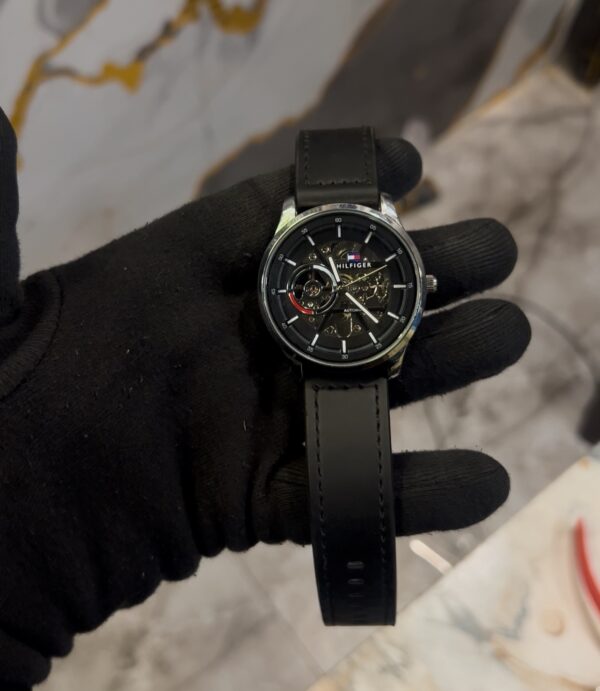Tommy Hilfiger leather strap