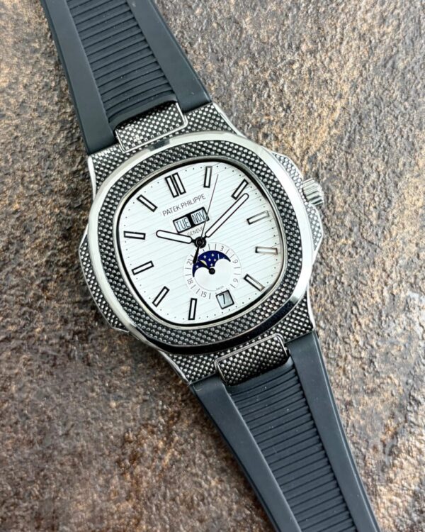 Patek philippe Nautilus chronograph 5980/1A Carvin edition