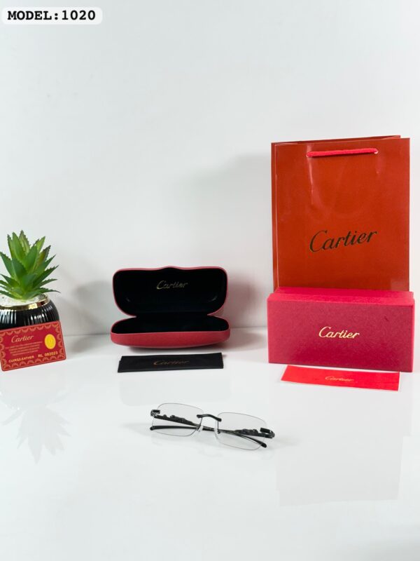 Cartier (photochromatic)
