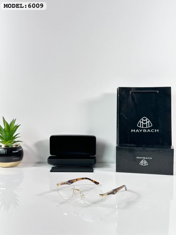 Maybach photochromic