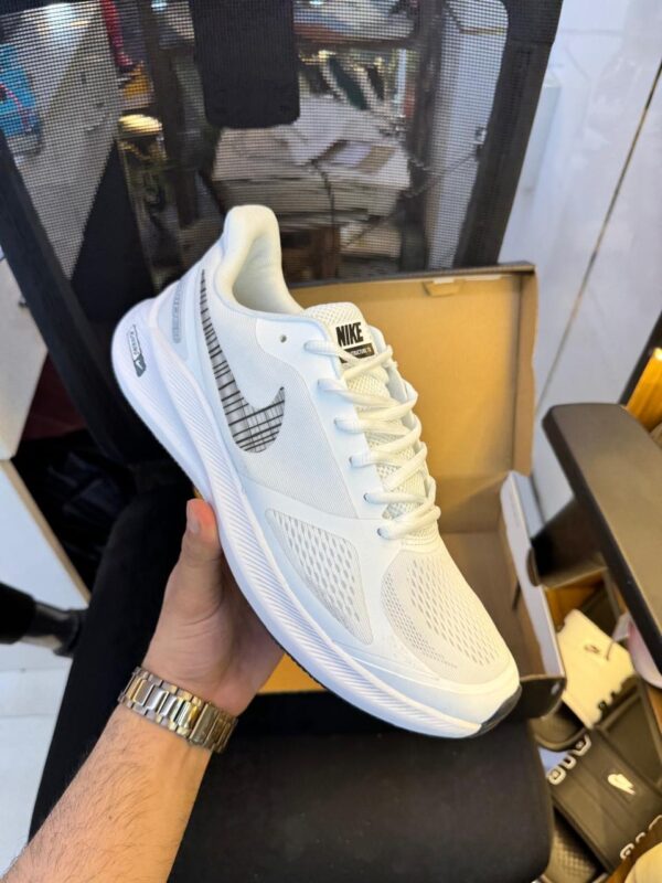 Nike guide 10