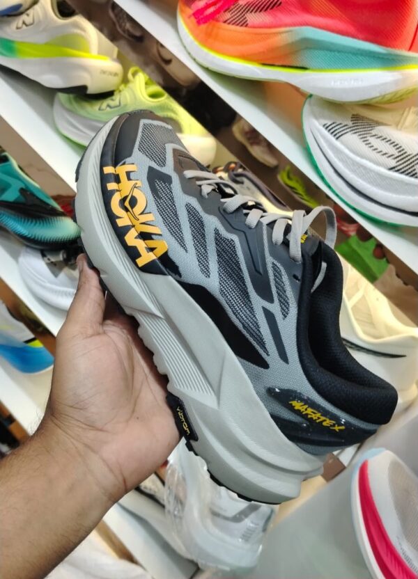 Hoka one mafate X