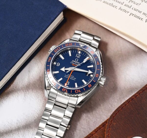 Omega sea master planet ocean