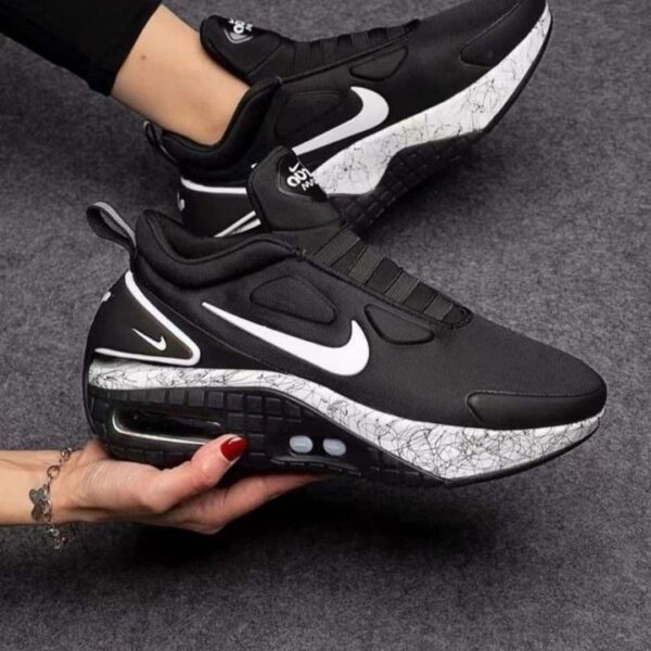 Nike adapt automax