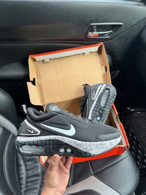 Nike adapt automax