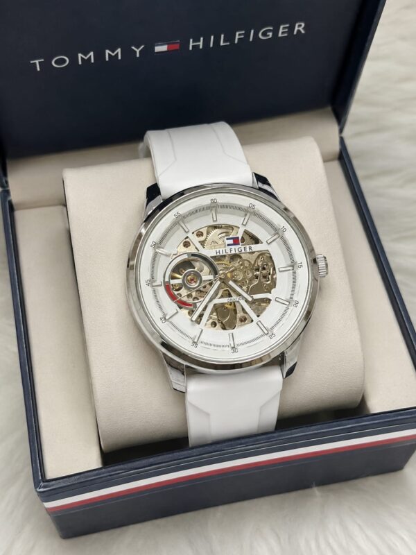 Tommy Hilfiger