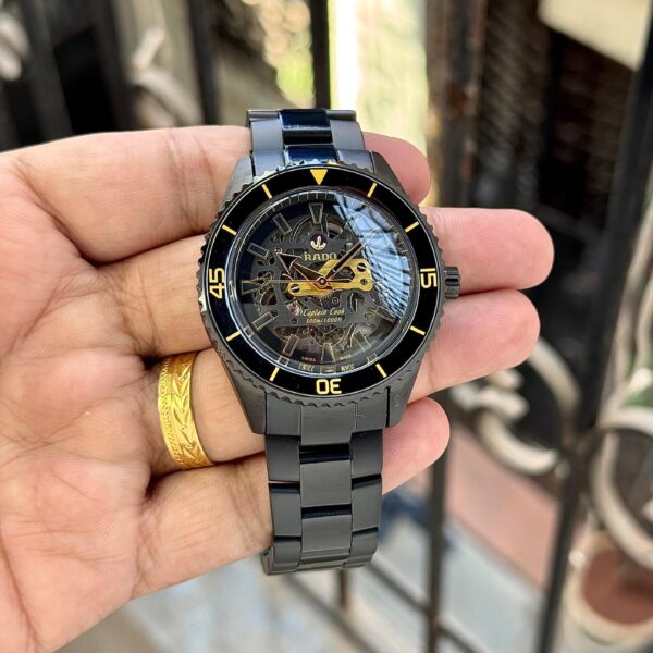 Rado captain cook