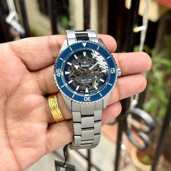 Rado captain cook