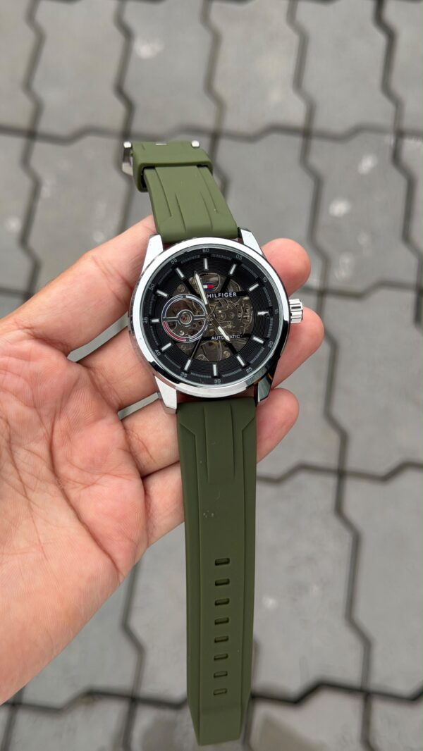 Tommy hilfiger silicone strap