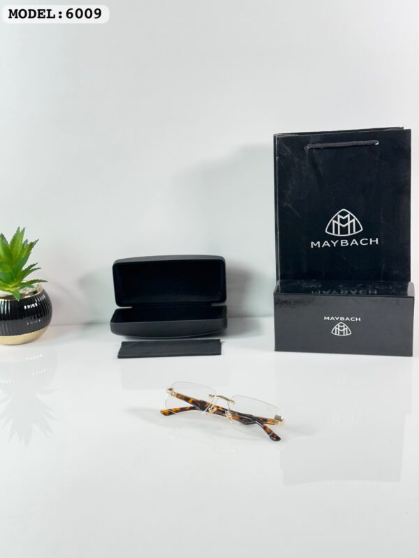 Maybach photochromic