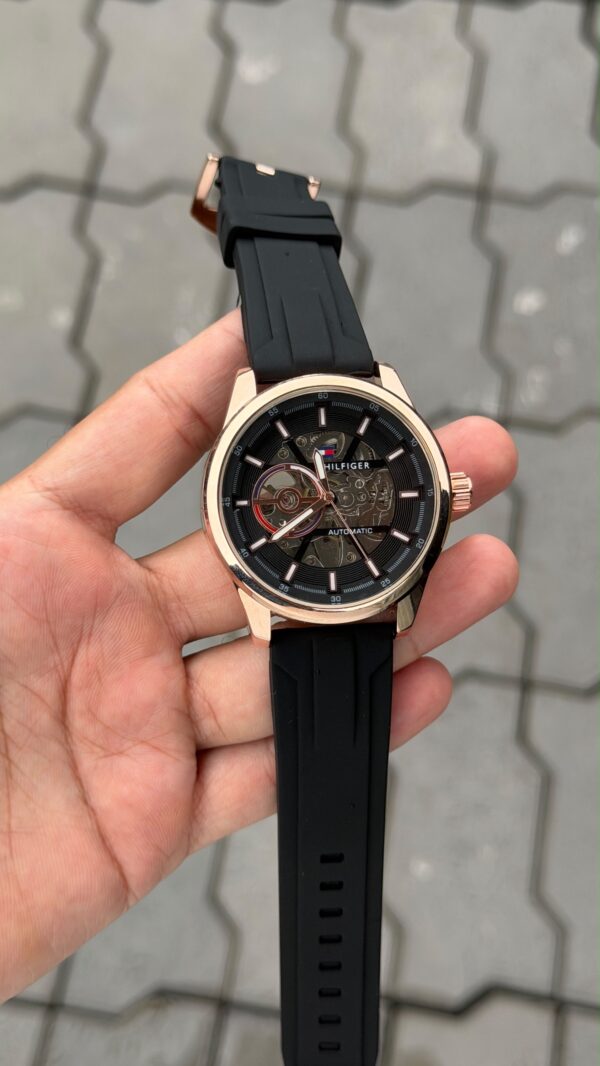 Tommy hilfiger silicone strap