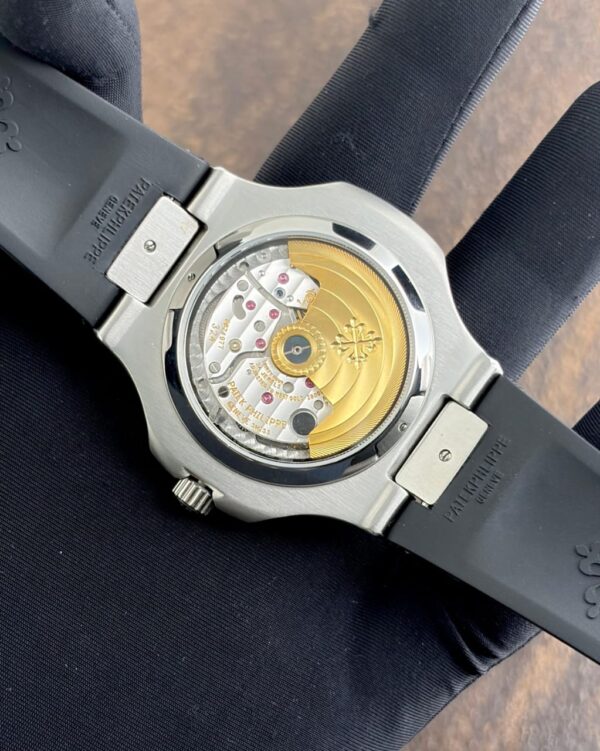 Patek philippe Nautilus chronograph 5980/1A Carvin edition