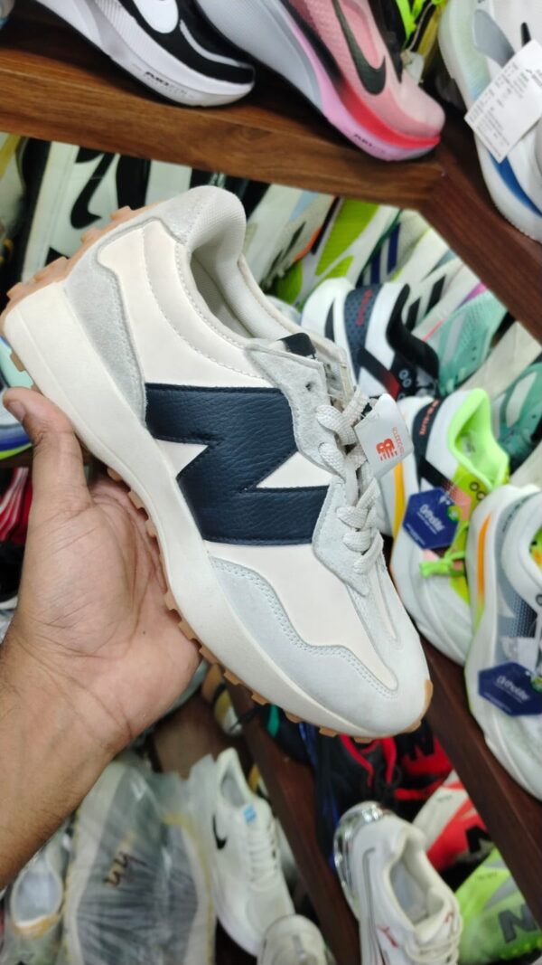 New balance 327