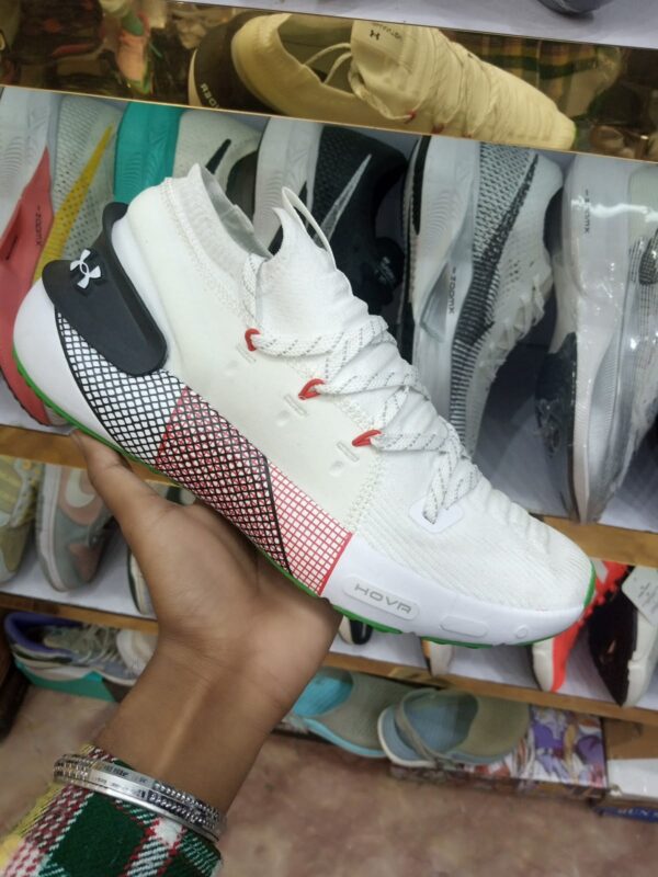 Underarmour hovr