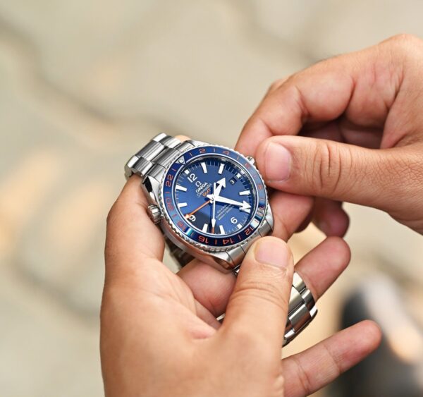 Omega sea master planet ocean