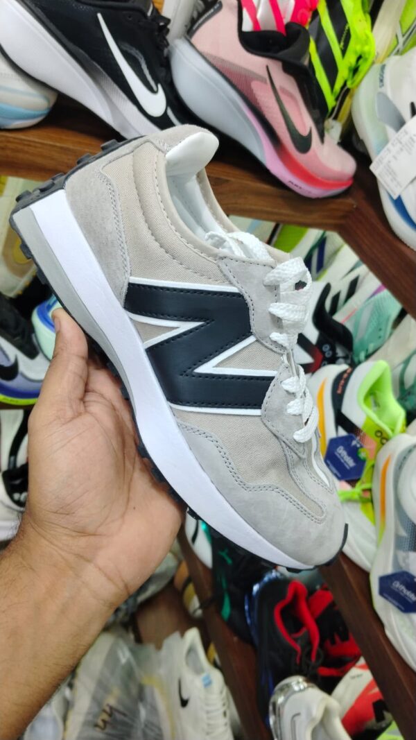 New balance 327