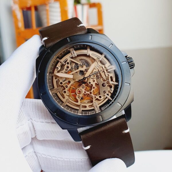 Fossil everett