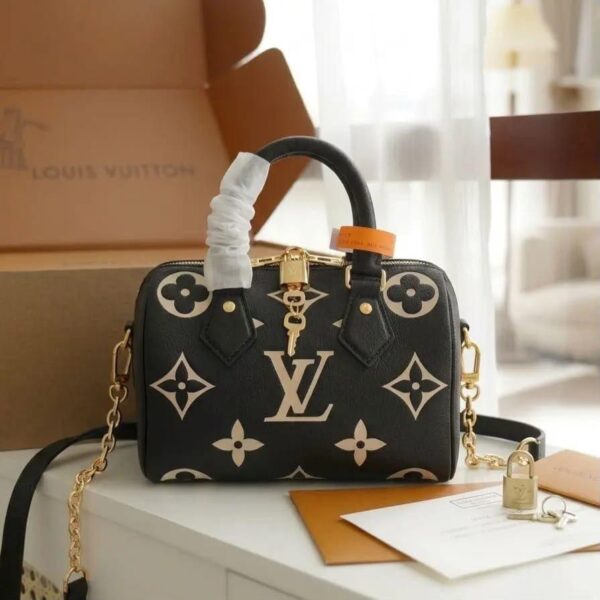 Louis Vuitton bandouliere 20 Speedy Bag