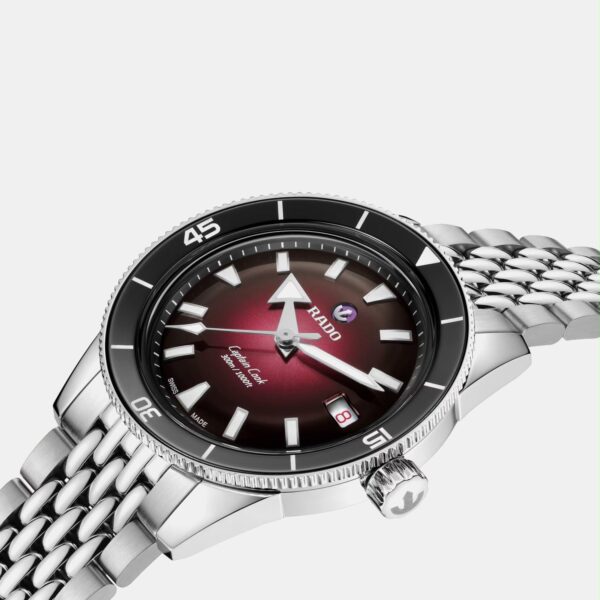 Rado captain cook