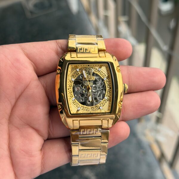 Versace dominus