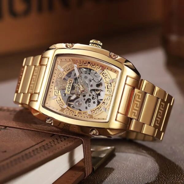 Versace dominus