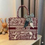 Christian dior tote bag