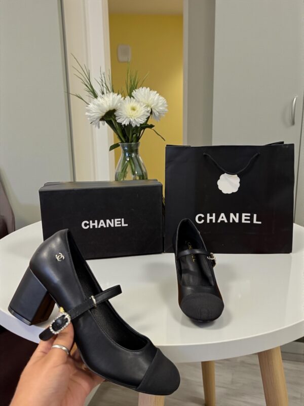 Chanel ballerinas