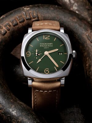 Luminor panerai Gmt
