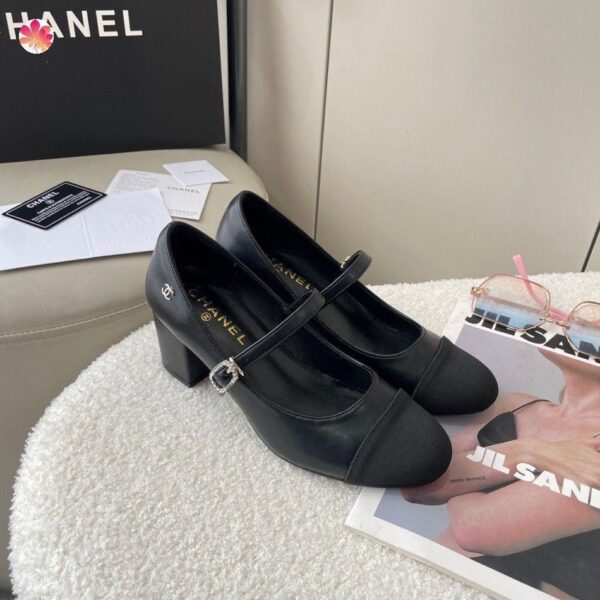 Chanel ballerinas
