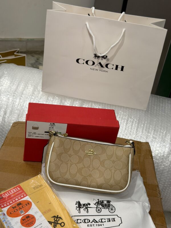 Coach